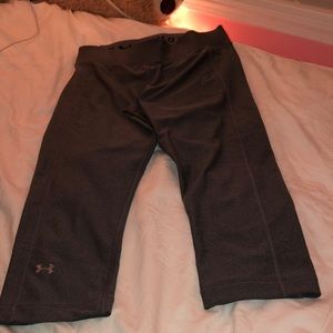UNDER ARMOUR LEGGINGS, grey